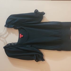 Turquoise short sleeved sweater